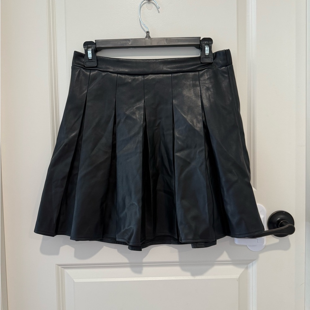 SO Black Pleated Skater Skirt